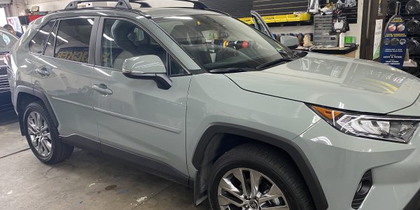 Toyota Highlander Window Tinting